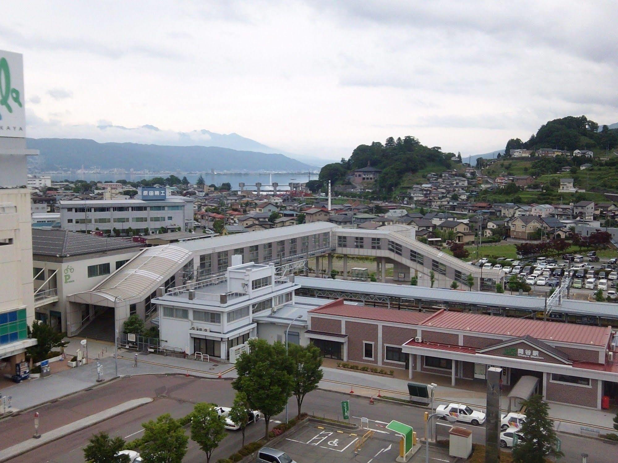 冈谷市中央大酒店 3*
